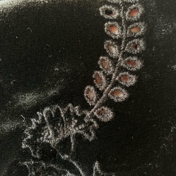 Johnny Was LOVE Uche Cropped Floral Embroidered Wide Leg Velvet Pants LARGE - Picture 7 of 14